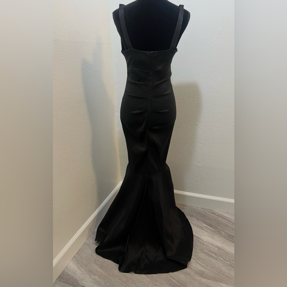 Windsor Ruched Mermaid Black Maxi Formal Dress Size 9 Juniors - Picture 2 of 3